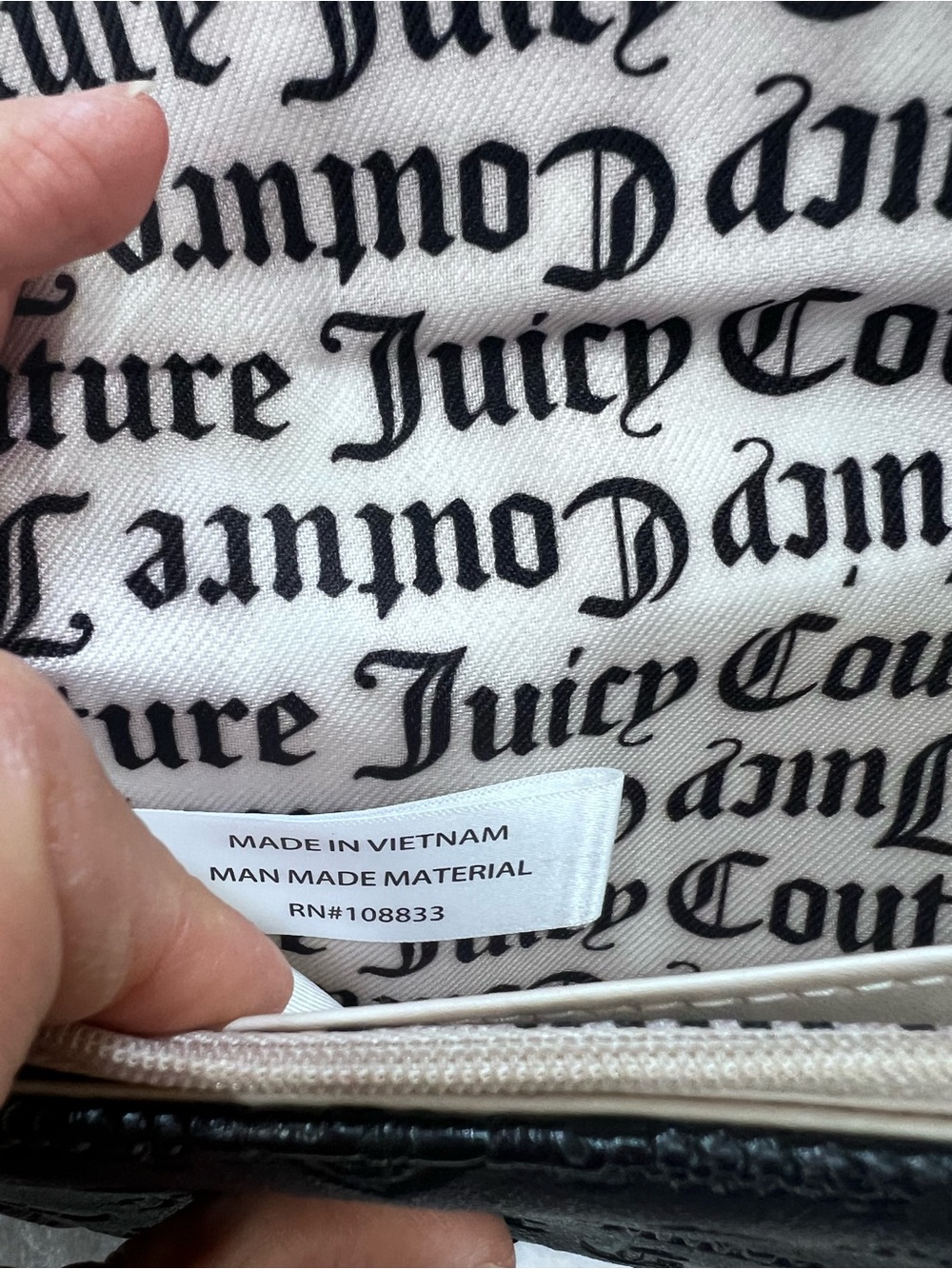 Juicy Couture Black Wallet & Card Holder Keychain Bundle Set - Picture 9 of 16